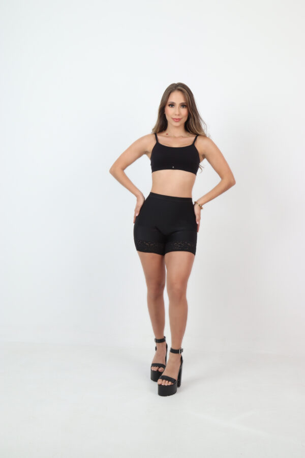 Panty reductor con realce interno