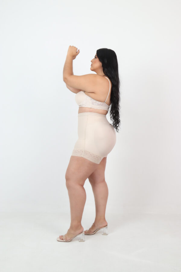 Panty reductor con realce interno